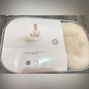 Snuggle Me Infant Lounger - Cream